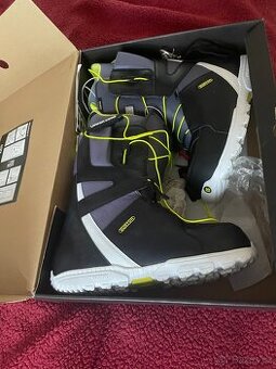 Boty na snowboard Burton Moto 46-46,5. Použité jednou.