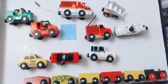 Vláčky  mašinka auta na dřevěnou vláčkodrahu