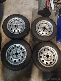 4x100 R13 škoda Felicia favorit