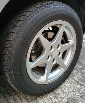 Zimní pneumatiky R16