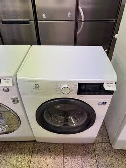 Pračka Electrolux Perfectcare 600 na 7 kg