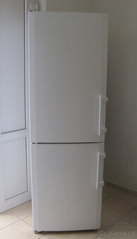 CHLADNIČKA S MRAZNIČKOU LIEBHERR - A++ - 185cm