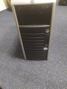 Server HP Proliant ML110