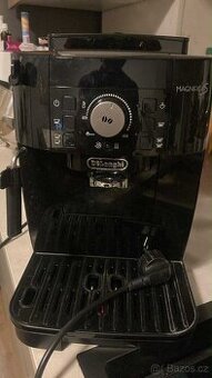Kávovar Magnifica S, Delonghi