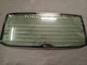 Sklo zadních dveří Volkswagen Transporter  T5