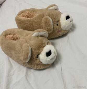 Roztomilé domácí bačkory vel. 34–35 🐻