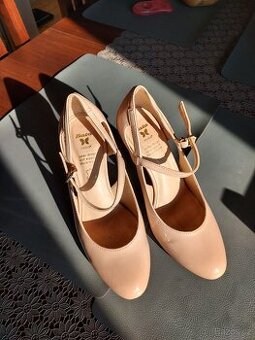 Nabízím nové střevíce damské.