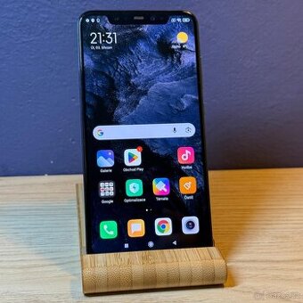 Xiaomi Mi 8 6/128 gb supr procesor 2,8 gHz výjimečně dobrý t