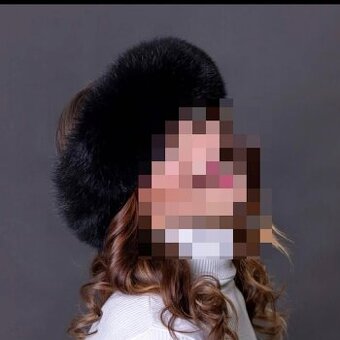 Kožešinová čelenka z polární lišky