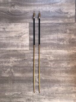 2× rybářská vidlička se závitem na hlásič/hrazdu – použité