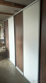 Vestavěná skříň