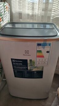 Mobilní klimatizace Elektrolux EXP26U758CW