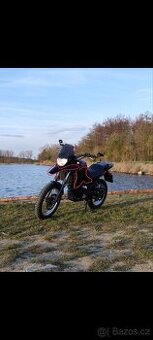 Koupím nahradni dily derbi terra 125