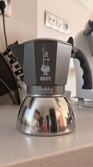 Bialetti Brikka Induction – moka konvička na indukci