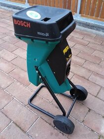 Zahradní drtič Bosch AXT 1600 HP