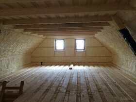 Zateplení střechy domu, stříkaná foukaná izolace / pur pěna - 1