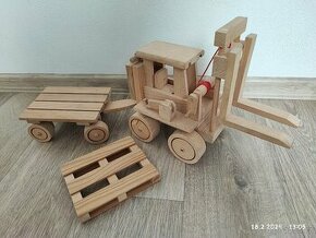 Dřevěné hračky