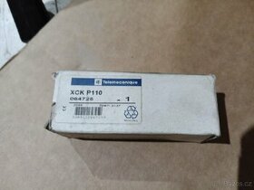 Koncový spínač XCK P110