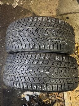 275/40 r22 GripMax.