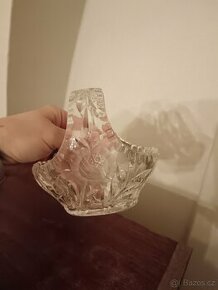 Košíček z broušeného skla - 1