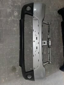 Přední naraznik Dacia Sandero