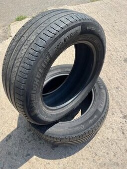 205/60R16
