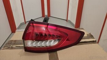 Pravé zadní vnější světlo Mondeo mk5 FL LED