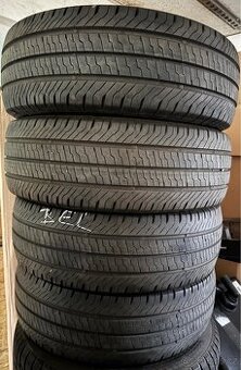 Letni pneu Continental 215/60 r17c zanovni