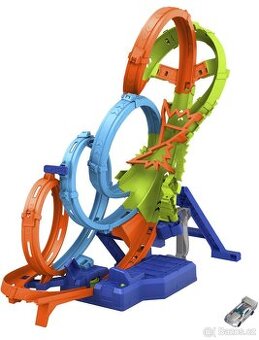 Hotwheels autodráha - 4 lopingy