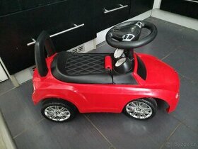 Odrážedlo Auto