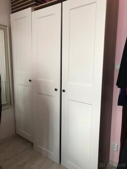 Šatní skříň IKEA PAX