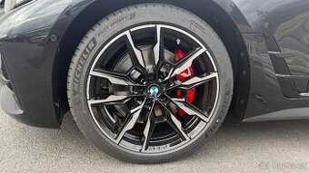 nové originální lité disky z vozu BMW M440i
