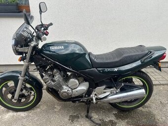 Yamaha XJ600N - 1