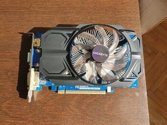 AMD Radeon R7 250 2GB