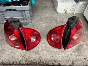 VW golf V světla