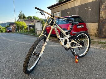 Sjezdové kolo specialized demo 8 I