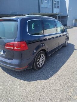 Auto na splátky VW Sharan 2010