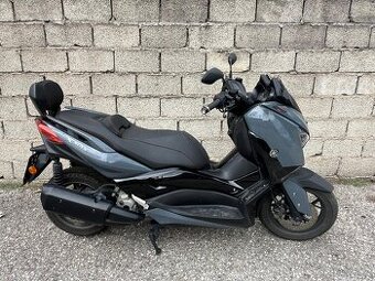 Yamaha XMAX 300 Tech MAX, 2021, 8000km, serviska