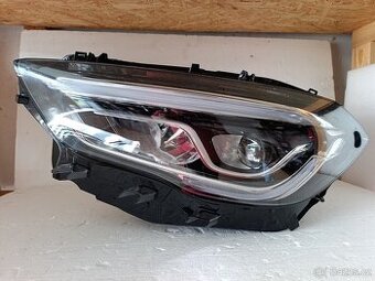 Mercedes Benz GLA světlo