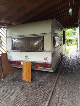 Obytný karavan Hobby
