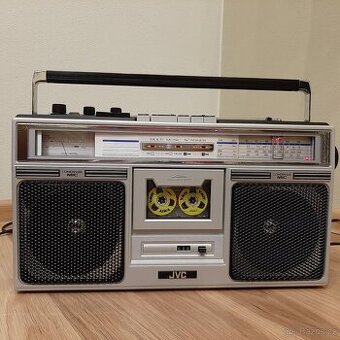 Radiomagnetofon