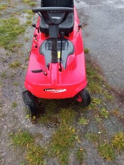 Zahradní traktůrek