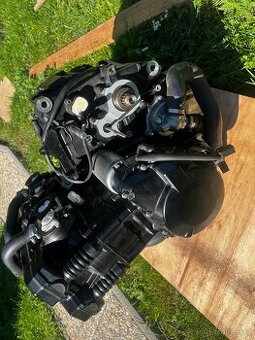 Suzuki GSF 1250 motor