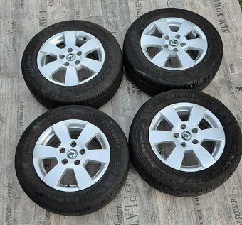 Škoda originální alu kola 15" + zanovni pneu

