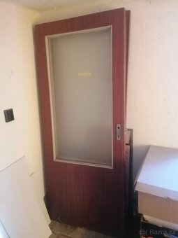 Bezfalcové dveře včetně zárubní 80cm, pravé, 3ks