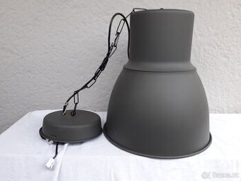 Prodám 2 k použité stropní svítidlo v retro průmyslovém ylu.