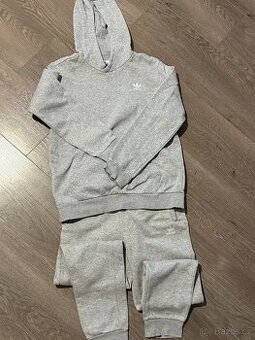 Tepláková souprava Adidas 12-13 let