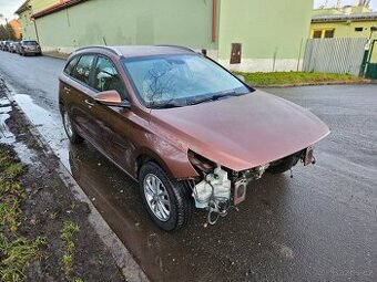 Hyundai i30 1,6 diesel 81 kW r.v.2017