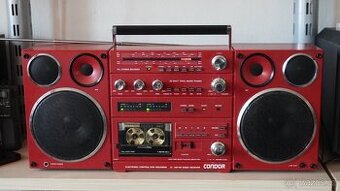 Radiomagnetofon Tesla Condor v Rarritní červené barvě