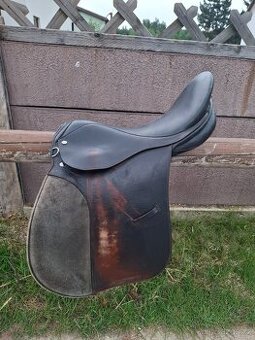 Sedlo na širokého koně